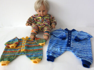 Wohlfühl-Strampler, Baby Strampler, Einteiler, Overall, Gr. 56, 68, 80, Raglan stricken mit 4-fach Sockengarn