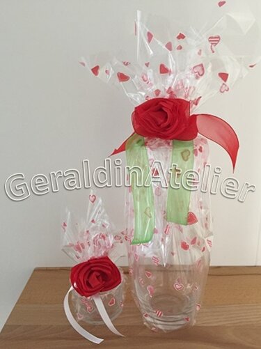 Rosen auf den Geschenkverpackungen / Roses for gift packings - Basteln