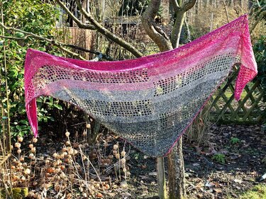 Häkelanleitung flaches Dreieckstuch "Momo"