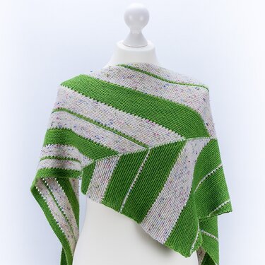 Strickanleitung Dreieckstuch Chevronmuster "Harlequin" - Bild 5