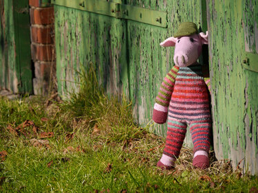 Uncle Herman the Country Swine, knitting pattern