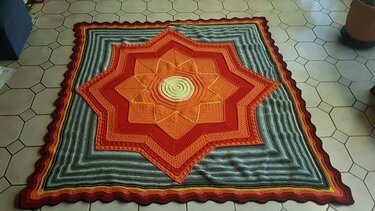 Häkelanleitung Kuscheldecke Minou