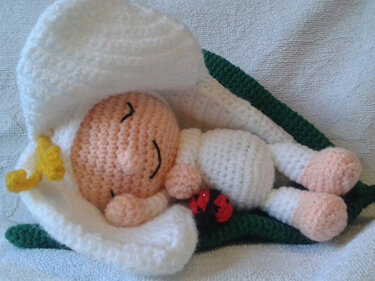 Blumenkind Schneeglöckchen-Baby - Häkeln