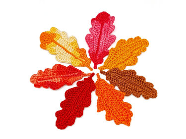 Realistic Oak Leaves Pattern - Crochet