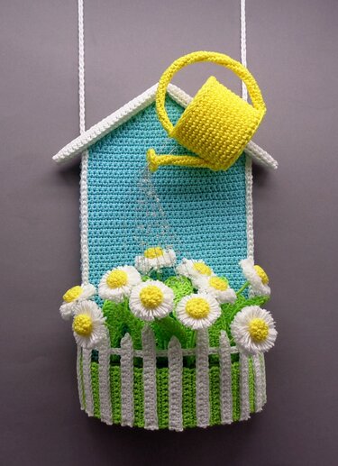Crochet decoration your own little garden - from scraps of yarn