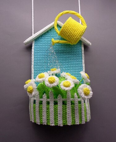 Crochet decoration your own little garden - from scraps of yarn