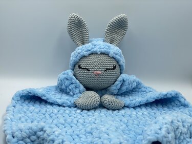 Crochet Pattern - Comforter Bunny (Cuddly Bunny)