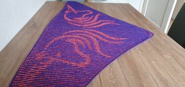 Unicorn, Shadow Knitting, Illusion Knitting, Motif Shawl