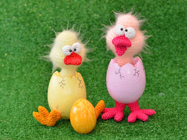 neue Glupschis "der Schlüpftag" lustige bunte Deko - Häkeln