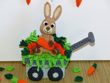 Häkelanleitung Hase Boomer im Karotten Paradies