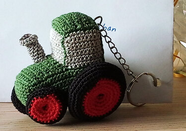 Anleitung Gehäkelter Traktor - Häkeln