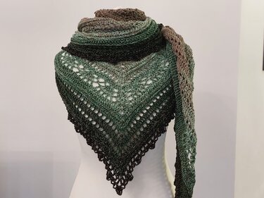 Häkelanleitung Dreiecktuch Mathilda