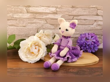 Miss Lilly - crochetpattern cat