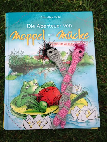 Häkelanleitung Bücherwurm