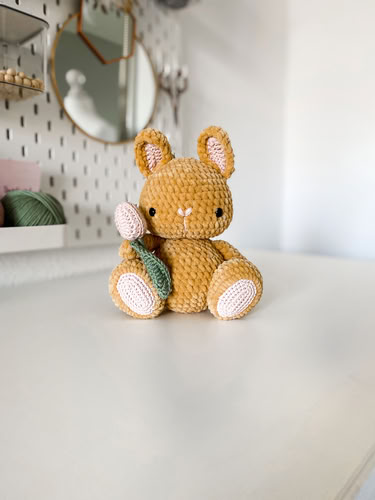 Kostenlose Häkelanleitung "Bunny Peach"