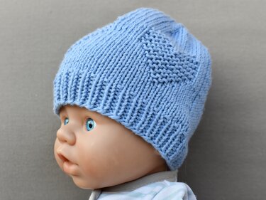 Strickanleitung Frühchen- / Babymütze "Herz an Herz" - einfach