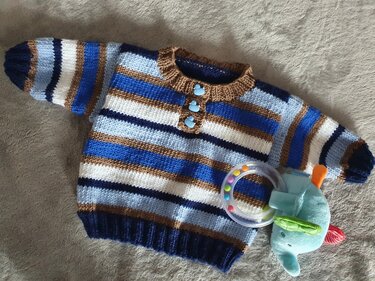 Strickanleitung Baby Pulli ohne Seitennaht Größe 56/62!