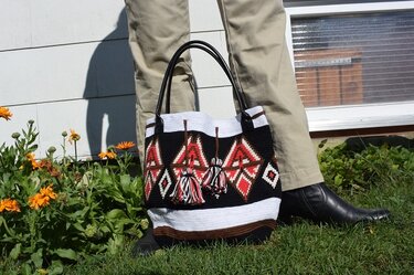 Gehäkelte Tasche mit Tapestry-Technik - Häkeln