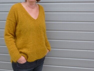 Strickanleitung, Mohairpullover mit V-Ausschnitt