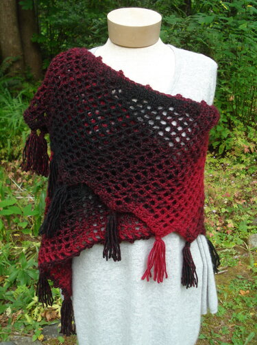 Dragon Tail Wrap - PW-111 - Crochet