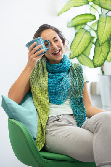 Anleitung Dreieckstuch im Flechtmuster mit Farbverlauf - Stricken