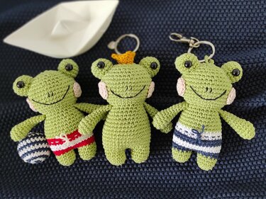 Crochet Pattern Little Frog  - Keychain