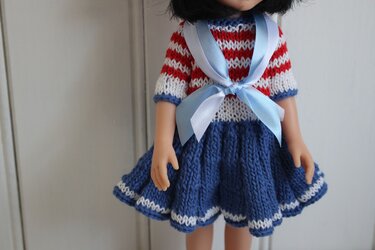 Strickanleitung für Puppengarnitur 04