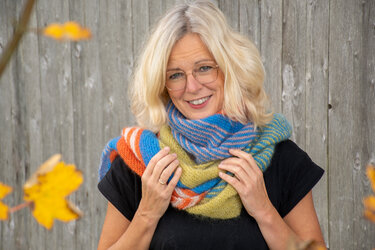 Strickanleitung Schal Boccoli mit diagonalen Streifen