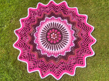 Petra Perles Sternendecke "Zuckerstern" - Häkeln