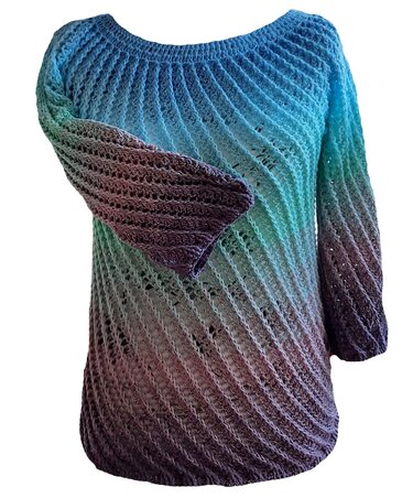 Gehäkelter Damenpullover mit diagonalem Lochmuster und Farbverlauf
