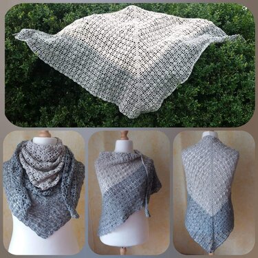 Gehäkeltes Dreieckstuch in Grauverlauf mit offenem Spitzenmuster, drapiert an einer Büste