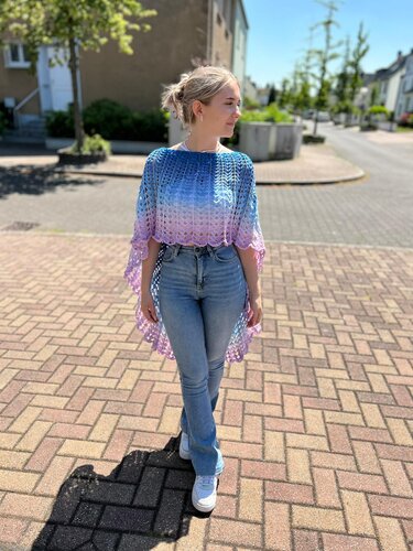 Häkelanleitung Poncho "Piratenbraut"