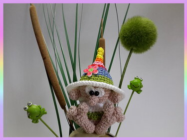 Häkelanleitung Kobold Winzling, Schlüsselanhänger, Taschenbaumler