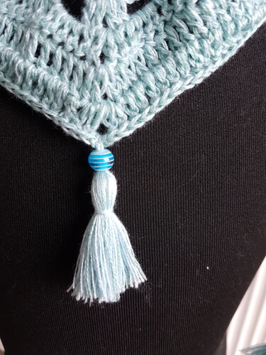 Gehäkeltes Dreieckstuch für Kinder - Häkeln