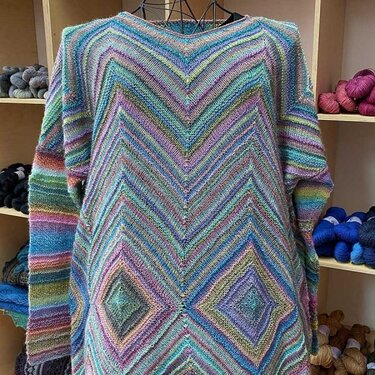 Pattern: Colorways - Sweater - Knitting