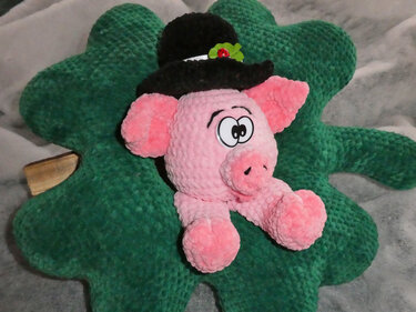 Der Tür-Kranz Kleeblatt mit Schwein – von Dadade - Häkeln