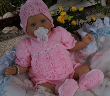Strickanleitung f&uuml;r Baby's u. Reborns Modell Kate Gr. 50-56 4-teilig