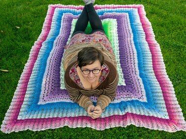 Häkeldecke "Stratum" - Häkeln