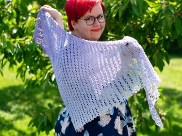 Häkelanleitung für das asymmetrische Dreieckstuch "Dracones"