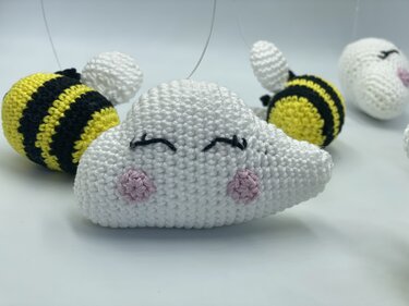 Häkelanleitung - Baby Mobile Bienen