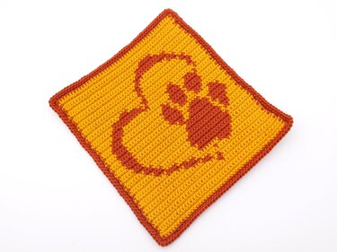 Häkelanleitung Pfotentuch