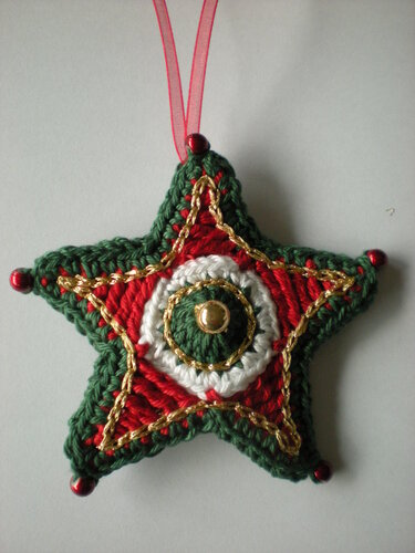 Anhänger für Tannenbaum oder Geschenke - Häkeln