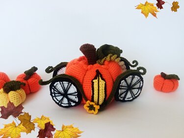 Pumpkin Carriage. Crochet pattern