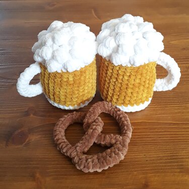 Häkelanleitung Oktoberfest: Bierkrug + Brezel + Lebkuchen PDF Deutsch