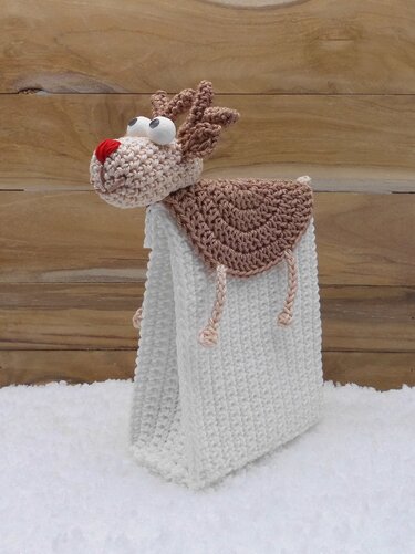 Gift bag amigurumi reindeer - simply from scraps of yarn - Crochet