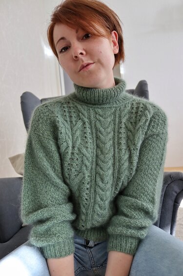 Strickanleitung Fläta Sweater, Gr. XS bis XL