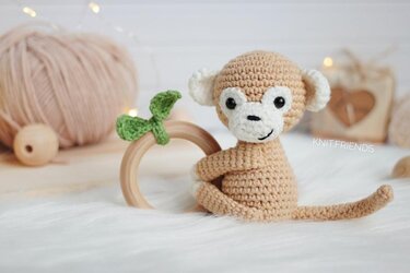 Crochet pattern baby rattle monkey