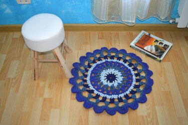tshirt yarn mandala rug - Crochet