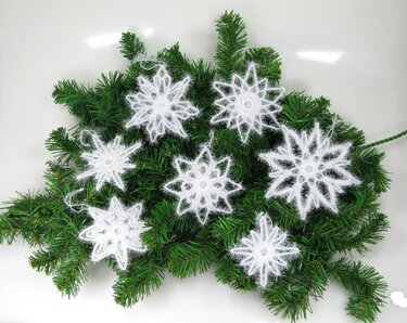 Häkelanleitung 7 Schneeflocken Häkelsterne Christbaumschmuck