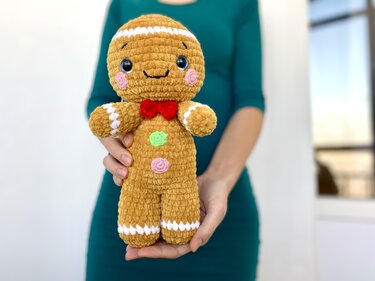 Crochet pattern Christmas gingerbread man